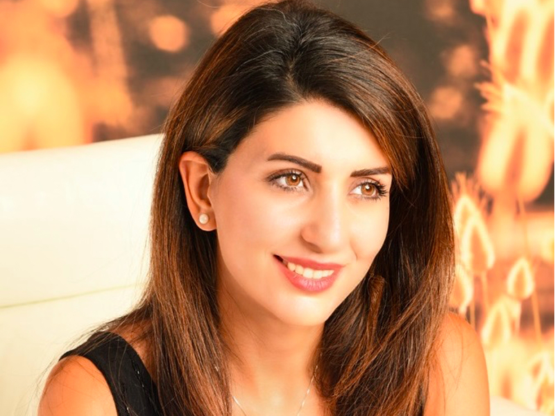 Anahita Mahmoudi